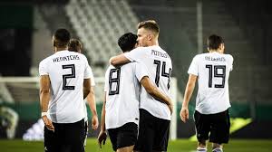 Der fünfmalige titelträger italien feierte beim 4:0 (3:0) gegen. Uefa U21 Em 2019 In Italien Tickets Termine Spielorte Alle Infos Im Uberblick Sportbuzzer De
