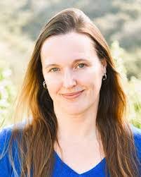 Bernadette Kenyon's Instagram, Twitter & Facebook