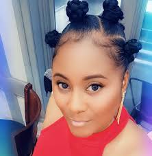 Community event with free gifts for kids