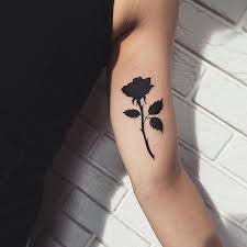 Doganberk Yilmaz Adli Kullanicinin Tattooo Panosundaki Pin Siyah Gul Dovmeler Karizmatik Dovmeler Geometrik Dovmeler