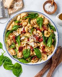 We Can T Stop Making This Dreamy Pasta Salad Recipe Easy Spinach Recipes Tortellini Salad Spinach Recipes