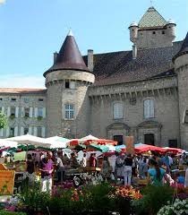 Vous trouverez certainement des produits issus de l'agriculture biologique. Marche D Aubenas