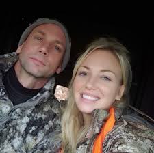 Breast implant illness symptoms and recovery