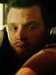 Mickey Milkovich and his epic beard Shameless S02E08