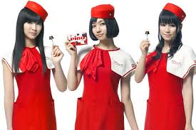 画像 perfume ピノ 新cmでcaに挑戦 ひとつぶで世界が変わる 1 2 ライブドアニュース 香水 perfume 衣装 ファッションアイデア