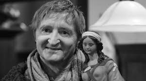 Dass er ein widerliches fettes gemeines schwein war. Dahoam Is Dahoam Schauspieler Gestorben Todesursache Zunachst Unbekannt Bayern