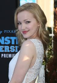 Dove Cameron: le foto della sua beauty evolution