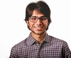 Light Tests” y “Production Cameos” by ELYSANTA