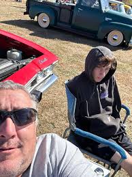 Is there a schedule for racing this week?