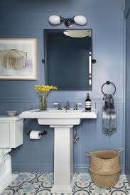 These fabulous bathrooms are sure to inspire you to weave warming mediterranean influences into your bathroom designs. Mediterranean Bathroom Photos Design Ideas Remodel And Decor Lonny