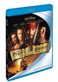 Nedíváte se na ni přeci proto, abyste měli jedničku z dějepisu, ale abyste prožili báječné dobrodružství. Pirati Z Karibiku Prokleti Cerne Perly Bd Pirates Of The Caribbean The Curse Of The Black Pearl Amazon De Dvd Blu Ray
