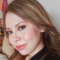 Natasha Grant's Instagram, Twitter & Facebook