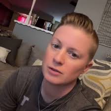 Cindy Bronson (@cindy.bronson4)