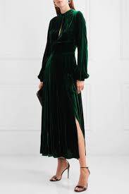5 Colors To Wear With Gold Jewelry In 2020 Velvet Midi Dress Dresses Green Velvet Dress