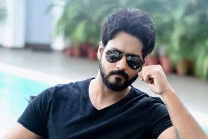 Yash Dasgupta | Celebrity Interview: Tollywood actor Yash Dasgupta shared his thought dgtl - Anandabazar