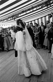 Unseen Pictures Give Behind The Scenes Glimpse Of Jfk Wedding Jackie Kennedy Wedding Jacqueline Kennedy Onassis Jacqueline Kennedy