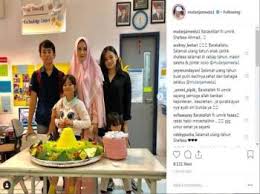Achik spin berkahwin pada tahun 2005 bersama wanita pilihan beliau, iaitu h.m rose zaitul suriani wati maarof dan mempunyai tiga anak perempuan iaitu puteri sumayya, 6 tahun, puteri saffiya, 7 tahun, dan anak sulungnya puteri rania yang meninggal dunia pada tahun 2007 hasil daripada. Perginya Tiada Pengganti