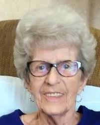 Rose Medeiros's Instagram, Twitter & Facebook