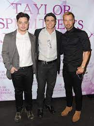 Andrew is the son of donna lawrence, a personal talent manager, and joseph lawrence, sr., an insurance broker. Joey Matthew And Andrew Lawrence Celebrity Siblings You Probably Didn T Know About Popsugar Middle East Celebrity And Entertainment Photo 20