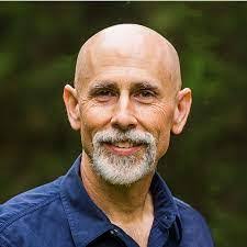 Tom Leake's Instagram, Twitter & Facebook