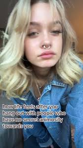 peep molly markin up her bible in the back