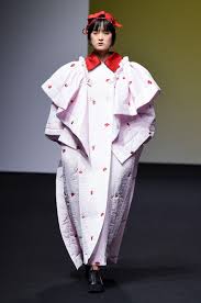 Minju Kim Ready To Wear Autumn 2019 Look 28 Seoul Fashion Week Fashion Seoul Fashion