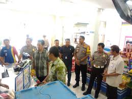 Begini latar belakang terciptanya samsat online nasional (samolnas). Warga Kini Bisa Bayar Pajak Kendaraan 24 Jam Pacitanku Com