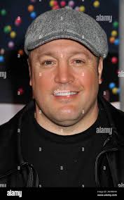 Kevin james los angeles premiere hi-res stock photography and images