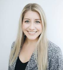 Samantha Elder's Instagram, Twitter & Facebook