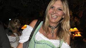 View phone numbers, addresses, public records, background check reports and possible arrest records for nicole lowery boettcher in michigan (mi). Nicole Boettcher Essen Statt Erotik Tv Star Zwischen Sex Frust Und Kilo Koller News De