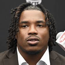 Watch: Tyson Veidt, Corey Kiner, and Kam Wilson Speak After UC Football  Practice