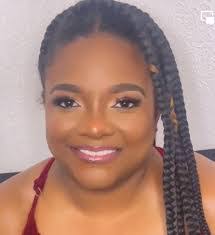 Leslie Treadwell's Instagram, Twitter & Facebook