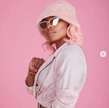 According to sunday world the bae is none other than black motion's murdah bongz. I M So Head Over Heels With You Dj Zinhle S Boyfriend Tells Her Causing A Frenzy With Her Fans Style You 7