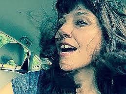 Sandra Guth's Instagram, Twitter & Facebook