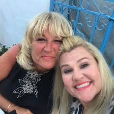 Recommendations please for salon that does waxing TIA