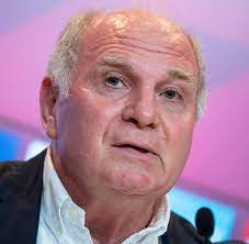 I'm not just a bayern munich employee but a devout fan, hoeneß said shortly. Tv Experte Hoeness Bei Rtl Guten Abend Jogi Guten Abend Uli Welt