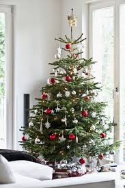 Incredibly Chic Modern Minimalist Christmas Trees Scandinavian Christmas Trees Cheap Christmas Trees Minimalist Christmas Tree