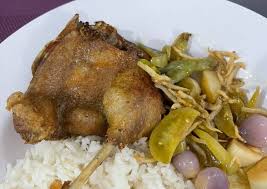 Selain itu, bumbu yang ditawarkan oleh nasi bebek mak isa juga gurih dan aromanya menggugah selera. 4 Cara Membuat Nasi Bebek Madura Yang Lezat Cookandrecipe Com