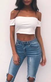 Entdecke neue styles für deinen kleiderschrank. 7 Cool Outfits To Wear To A College Party Myschooloutfits Com Party Outfit College Party Outfit College Night College Outfits
