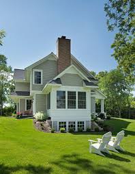 Siding And Trim Paint Color Siding Paint Color Is Benjamin Moore House Paint Exterior Exterior Paint Colors For House Exterior House Paint Color Combinations