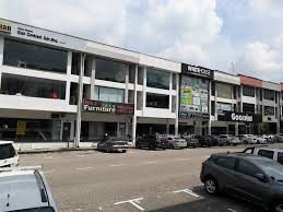 We got the studio deluxe king room in 32nd floor facing the beautiful city and the sea. Taman Molek Jalan Molek 1 9 Same Row With Maxis Celcom Centre 2 Units Adjoining 3 Storey Shops Jalan Molek 1 9 Johor Jaya Johor Bahru Johor 5760 Sqft Commercial Properties For Sale By Terrence Gan Rm 2 088 000 28860562