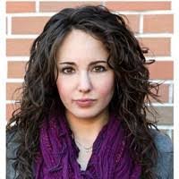 Mandy Bassett's Instagram, Twitter & Facebook