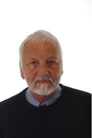 Walk East Until I Die: A Trek Through Irish History and Beyond by Mike  Pinnock