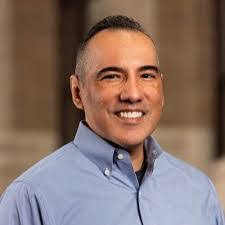 Sharon Diskin's Instagram, Twitter & Facebook