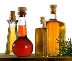57 Essential Oils Buzzle Com I Am Growing Lots Of Herbs This Year This Is A Great Way To Process Them For Variou Red Palm Oil Types Of Cooking Oil Palm Oil