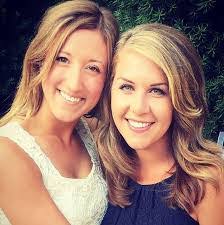 Rebecca Simonson's Instagram, Twitter & Facebook