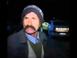 Ori în comerţ nu mai există bandă tricoloră, ori foarfecele din mâna oficialilor care se ocupau cu această îndeletnicire, nu mai taie corespunzător. Da Da Mai Taie Din Ele Da Le D Youtube