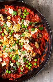 We are duncan (vegan) and liz (not vegan). Vegan Shakshuka Lazy Cat Kitchen