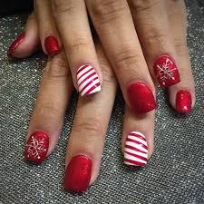 65 Festive Nail Art Ideas For Christmas Listing More In fact, we've mined our fashion week archives for the hottest christmas nail ideas direct from the runways.