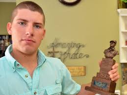 Local man earns important USMC award